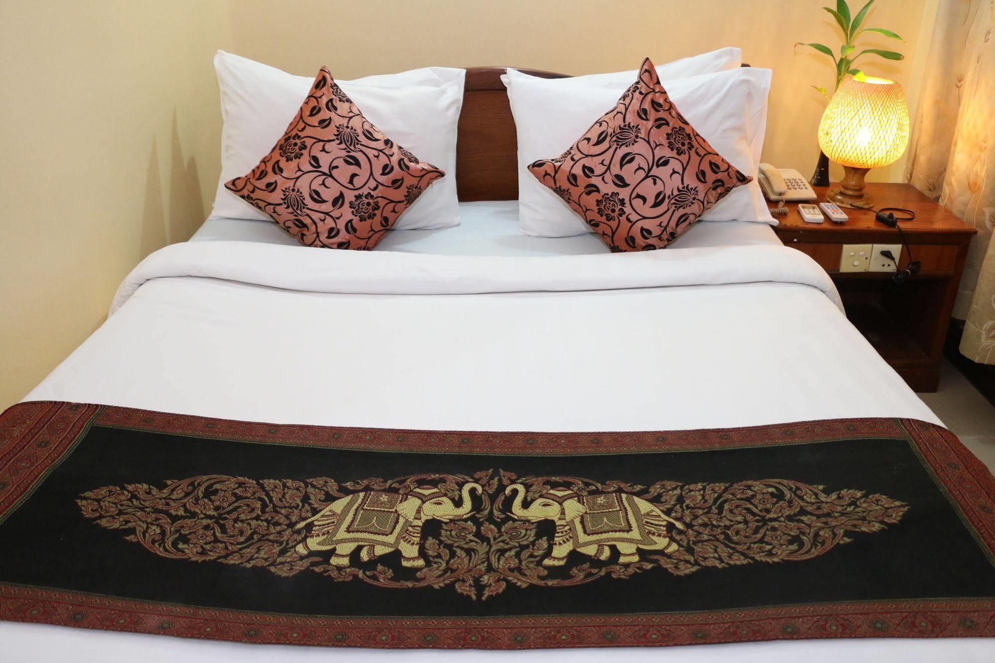 Sok San Street Boutique Hotel Сием Реап Екстериор снимка